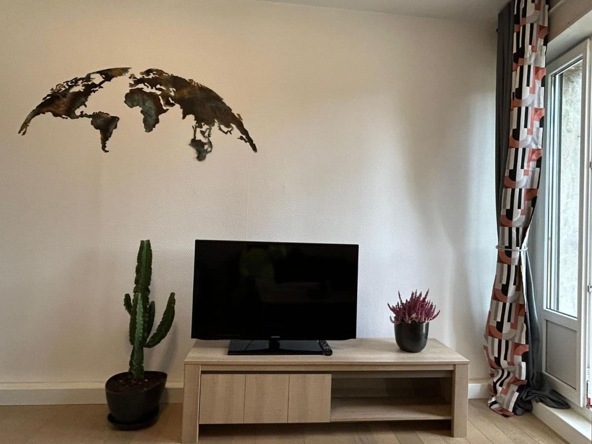 Appartement Jolie Vue Wifi Besançon Exterior foto